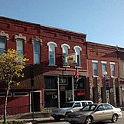 8—Anamosa